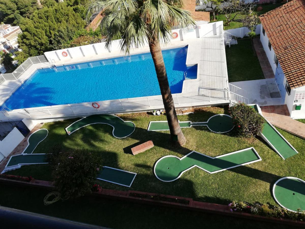 Appartamento Apartamento La Florida Nerja Esterno foto
