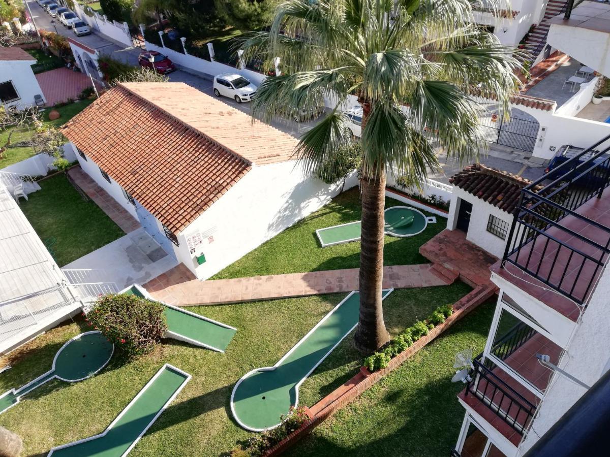 Appartamento Apartamento La Florida Nerja Esterno foto